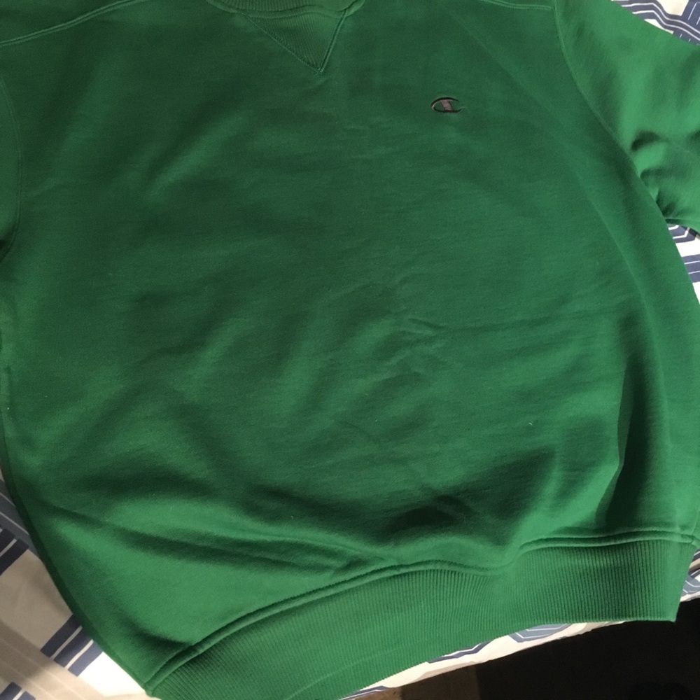 Champion sweat shirt